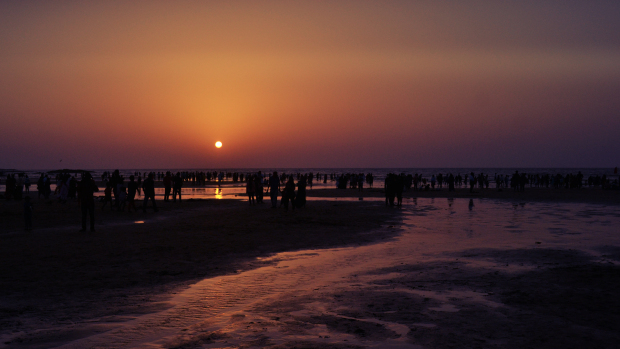 Photography spots at Aksa Beach Mumbai