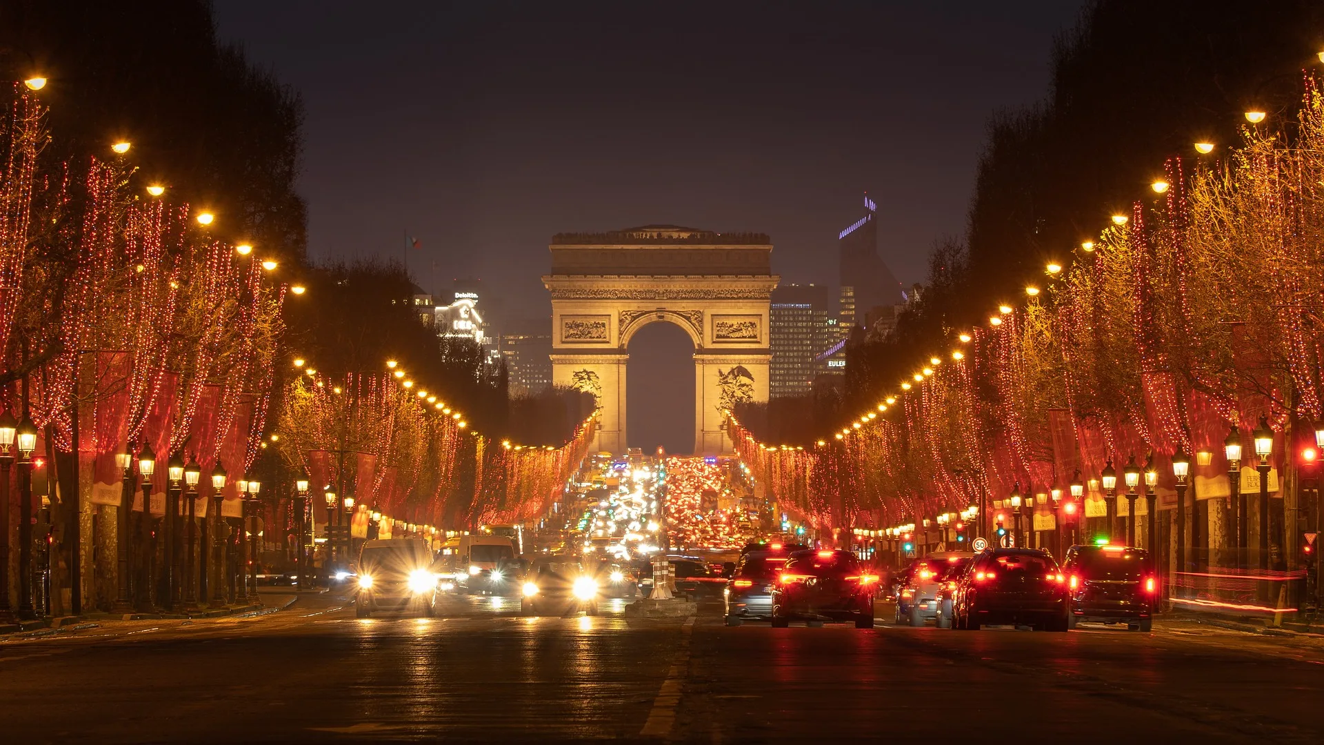 Arc de Triomphe illuminated at night