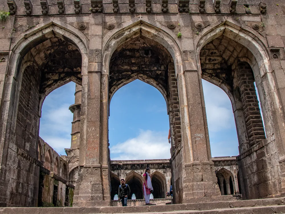 Main gate zone of Asirgarh Fort