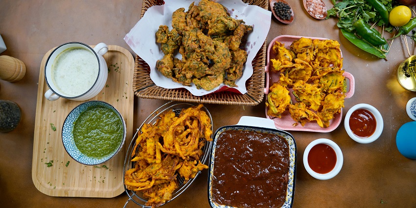 Traditional street food setup in Kanpur