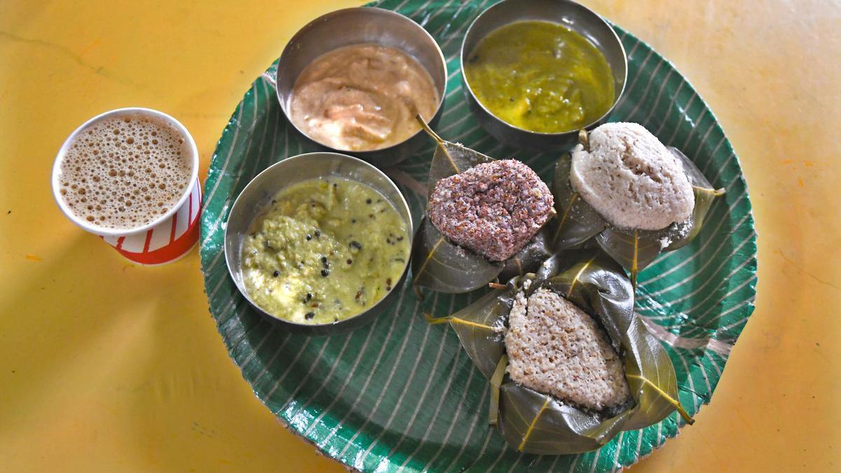 Traditional South Indian breakfast spread in Vizag cafe
