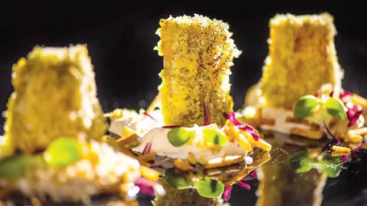 Traditional Dabdhabha style food in Pune