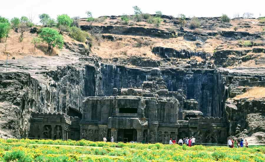 Seasonal guide for visiting Ellora Caves