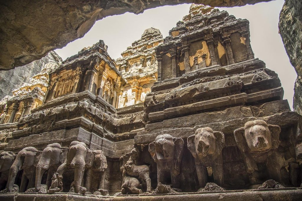 Comparison of Buddhist Hindu and Jain caves at Ellora