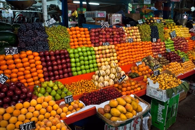 Evening market and cultural streetscape in Erode old town