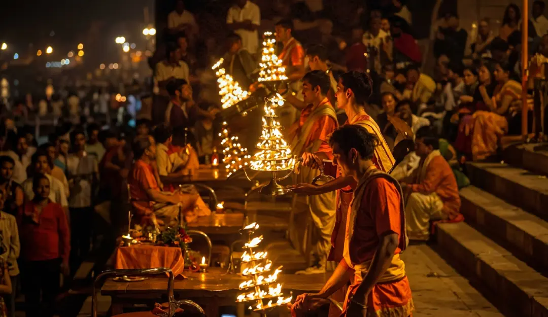 Crowd planning and safety tips for first-time Ganga Aarti visitors