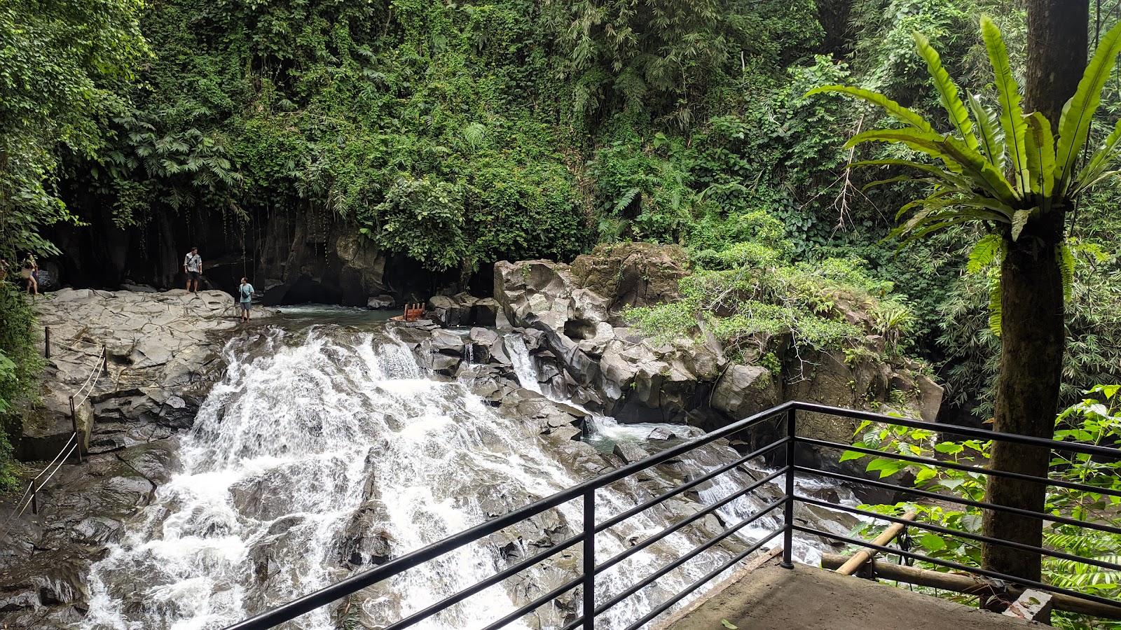 Goa Rang Reng Waterfall over sloping rocks in Gianyar