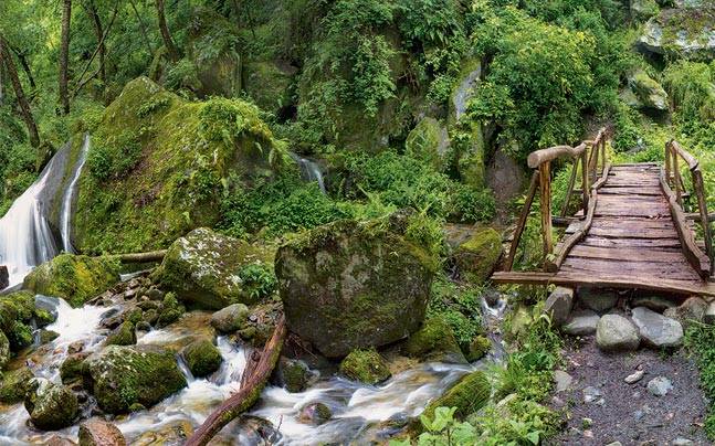 Great Himalayan National Park Mountain Landscape