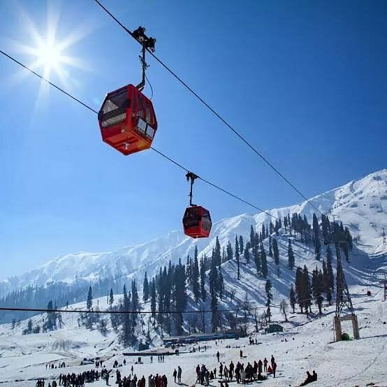 Gulmarg Gondola cable car in January