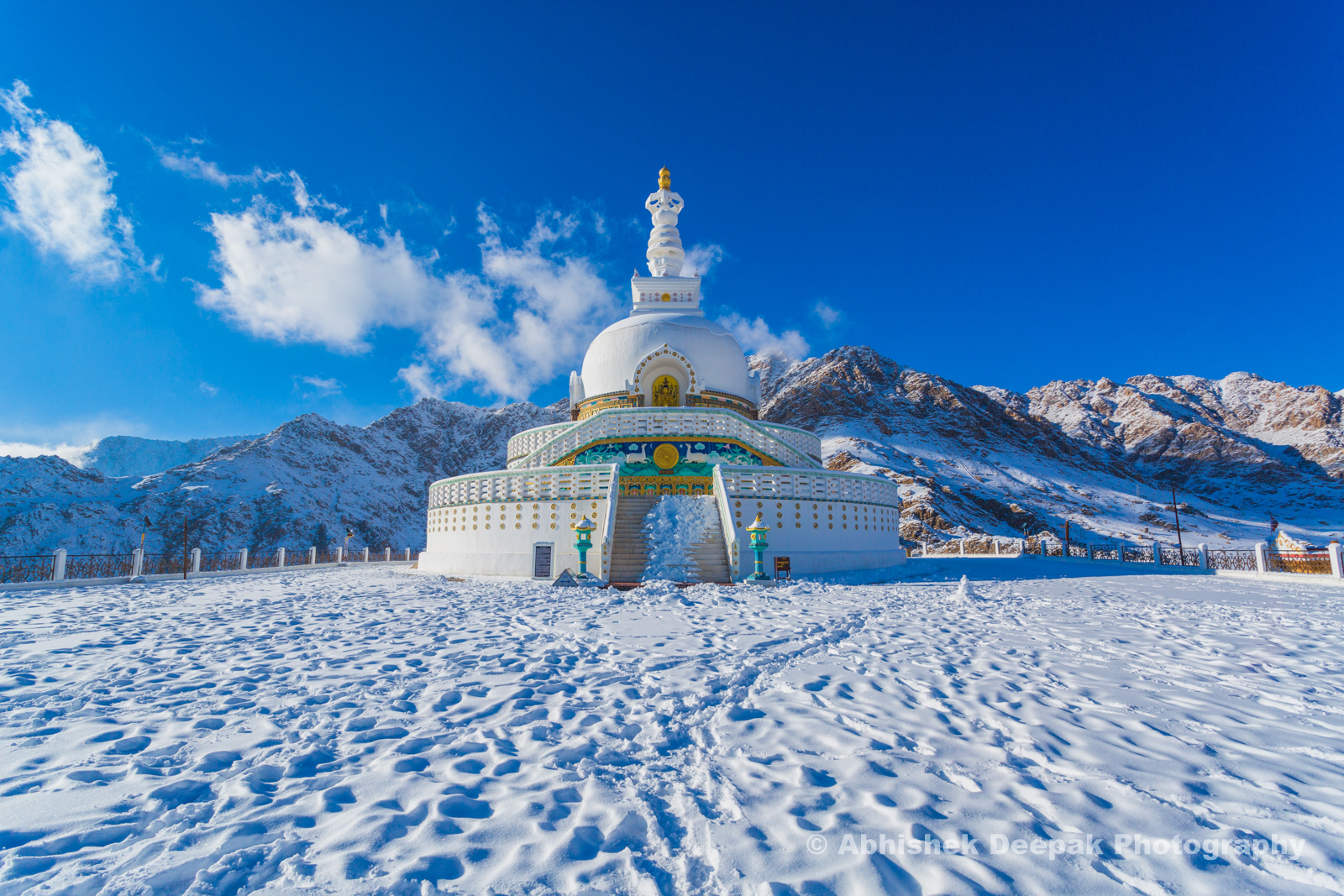 Snow-covered landscape and mountains in Ladakh during winter