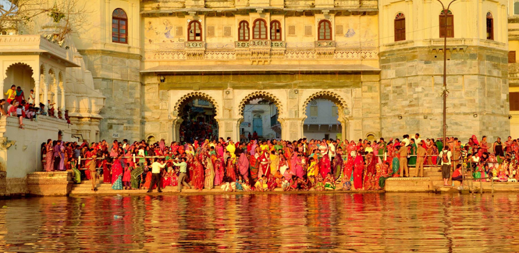 Mewar Festival procession and spring celebration in Udaipur