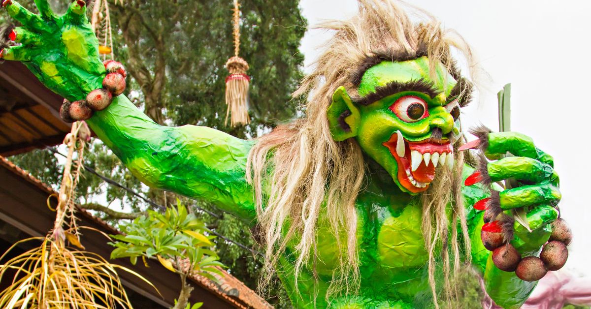 Ceremonies and festivals at Petitenget Temple