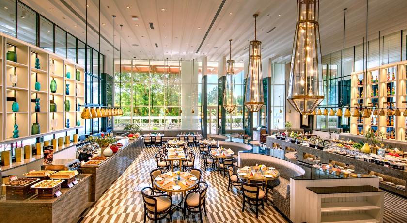 Andhra meal with Guntur chilli dishes and local thali