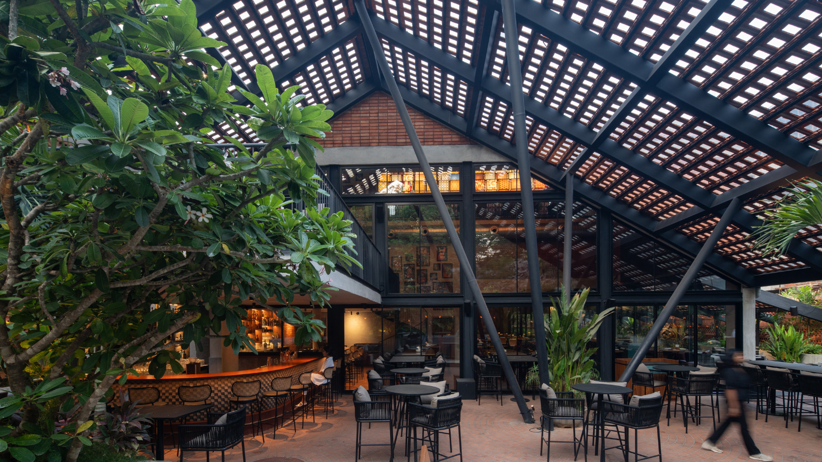 Hyderabad food trail with biryani and Irani chai