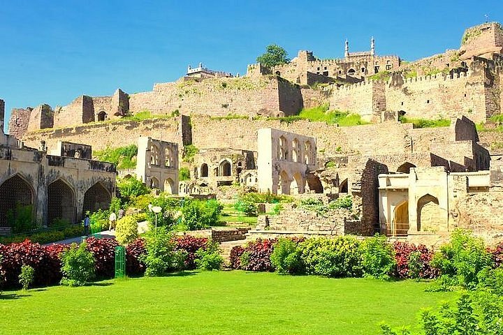 Golconda Fort seen during a one day trip from Hyderabad