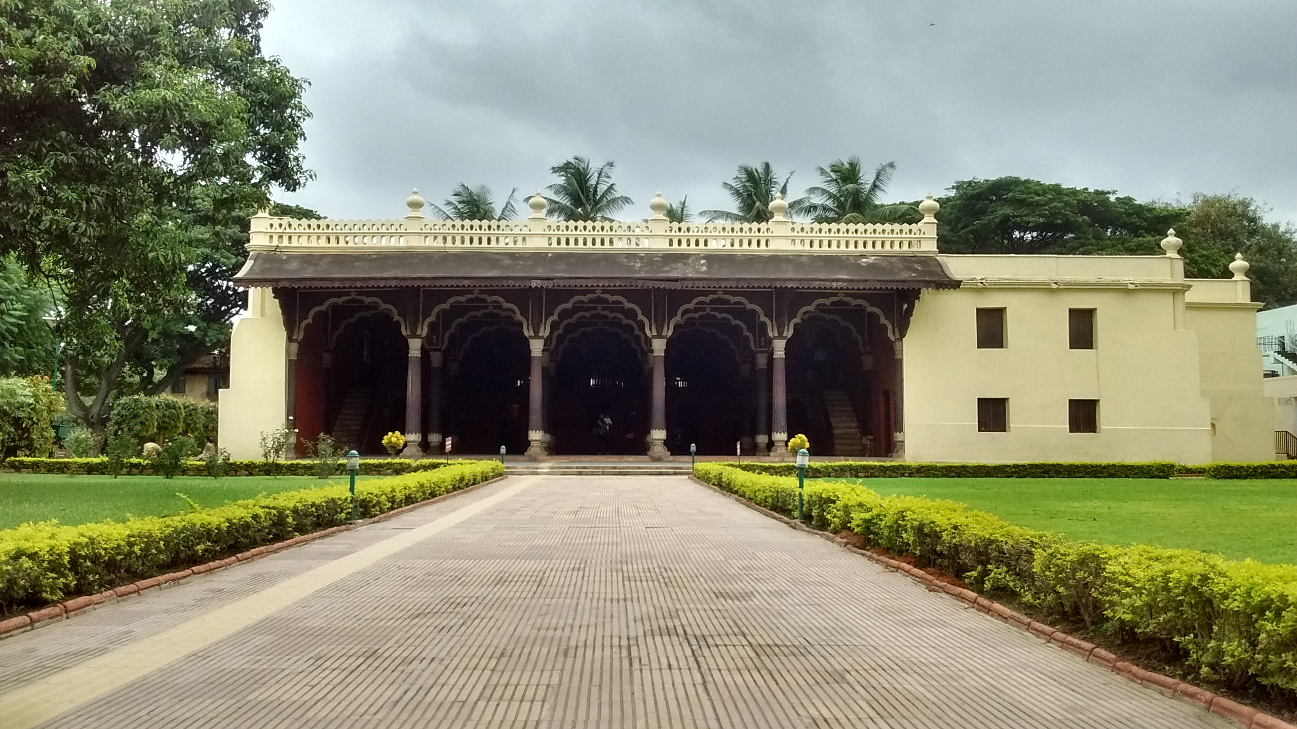 Tipu Sultan Summer Palace exterior view
