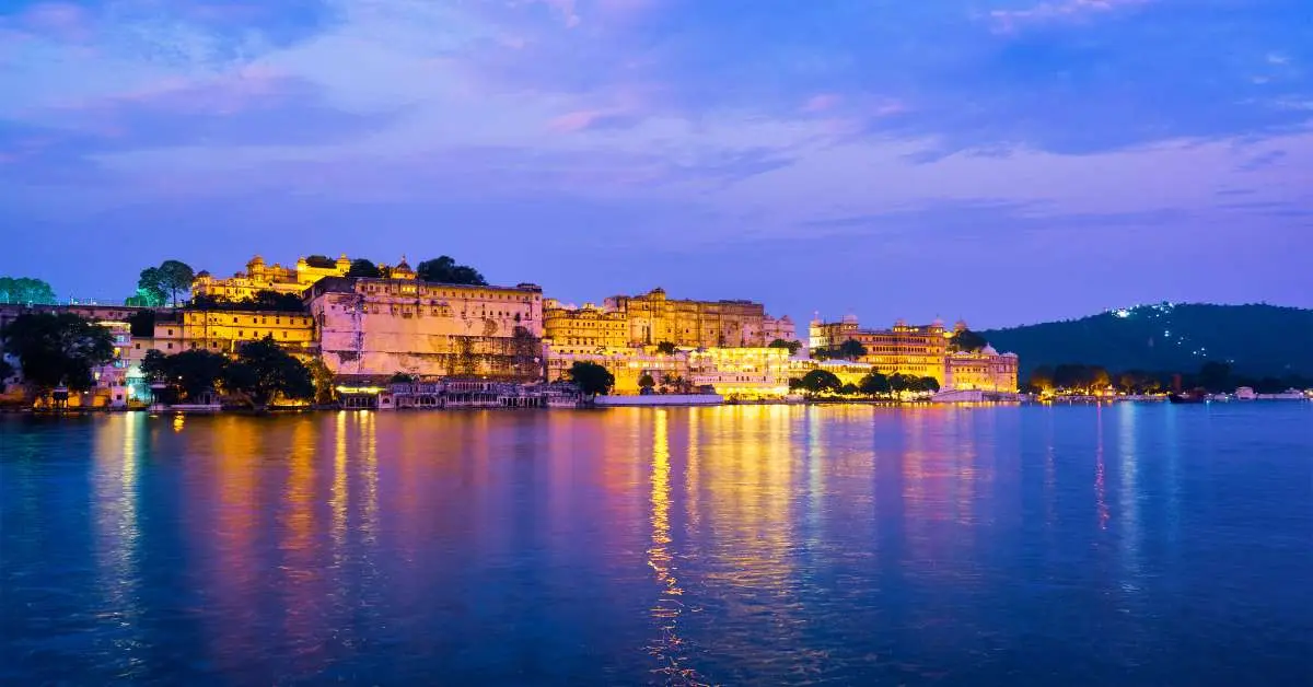 Rainy monsoon view over lakes and palaces in Udaipur