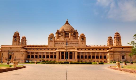 Front facade of Umaid Bhawan Palace in Jodhpur
