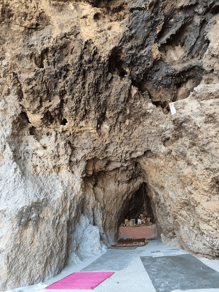 Entrance to Vashishta Gufa cave in Rishikesh
